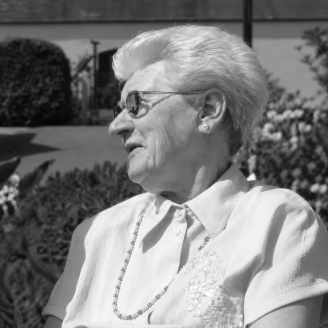Paula De Laet